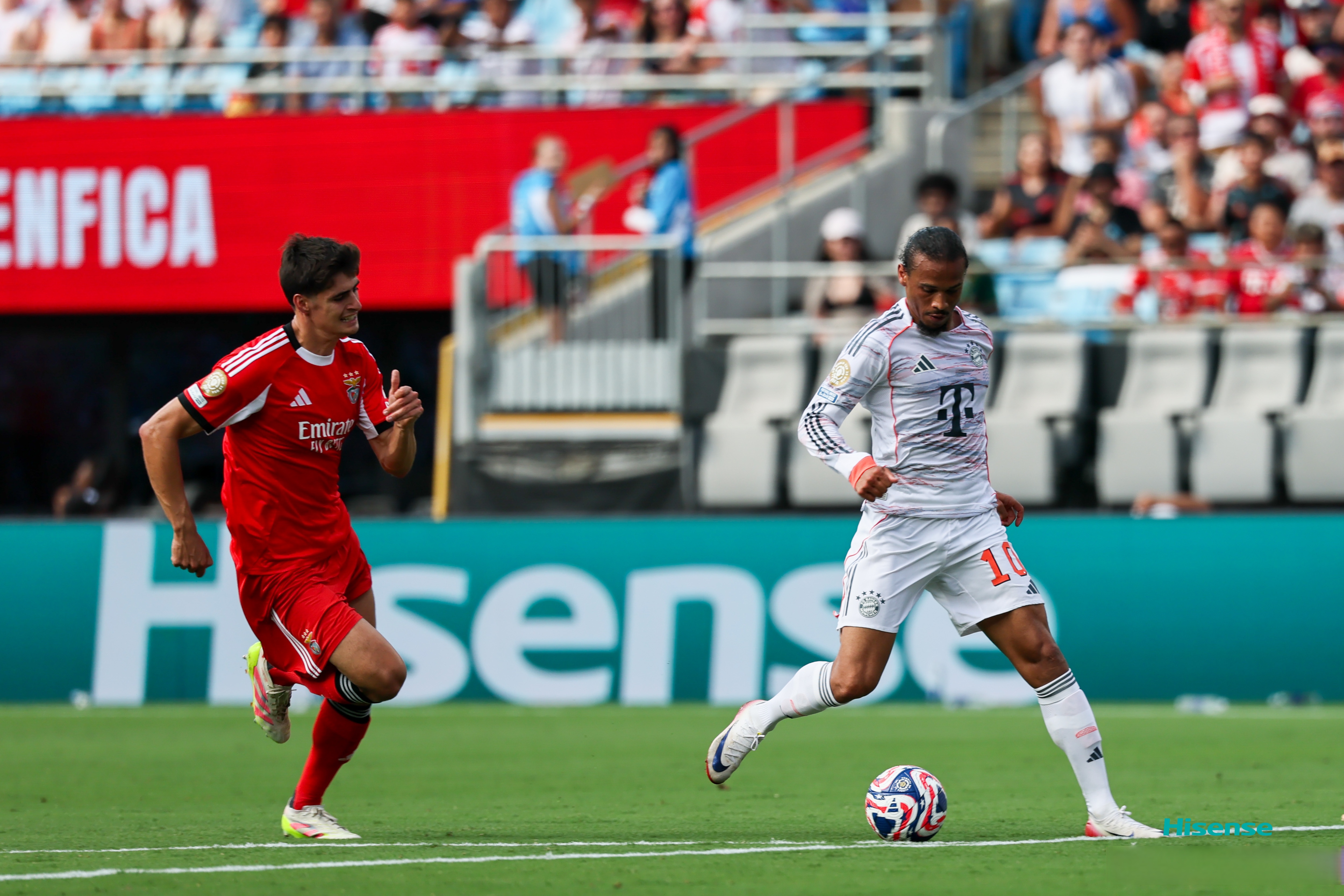 乐鱼app-转折点塞维利亚回应争议，葡超窗口期攻防权衡，球迷炸锅，轮换策略成焦点-乐鱼app